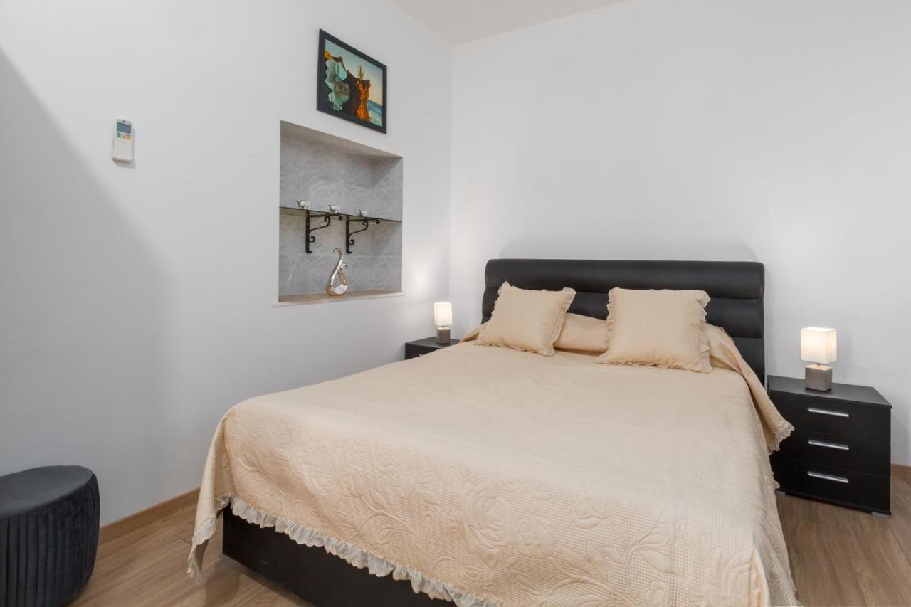 Apartment Caterina Rovinj Exterior photo