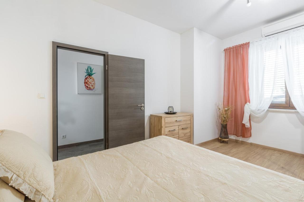 Apartment Caterina Rovinj Exterior photo